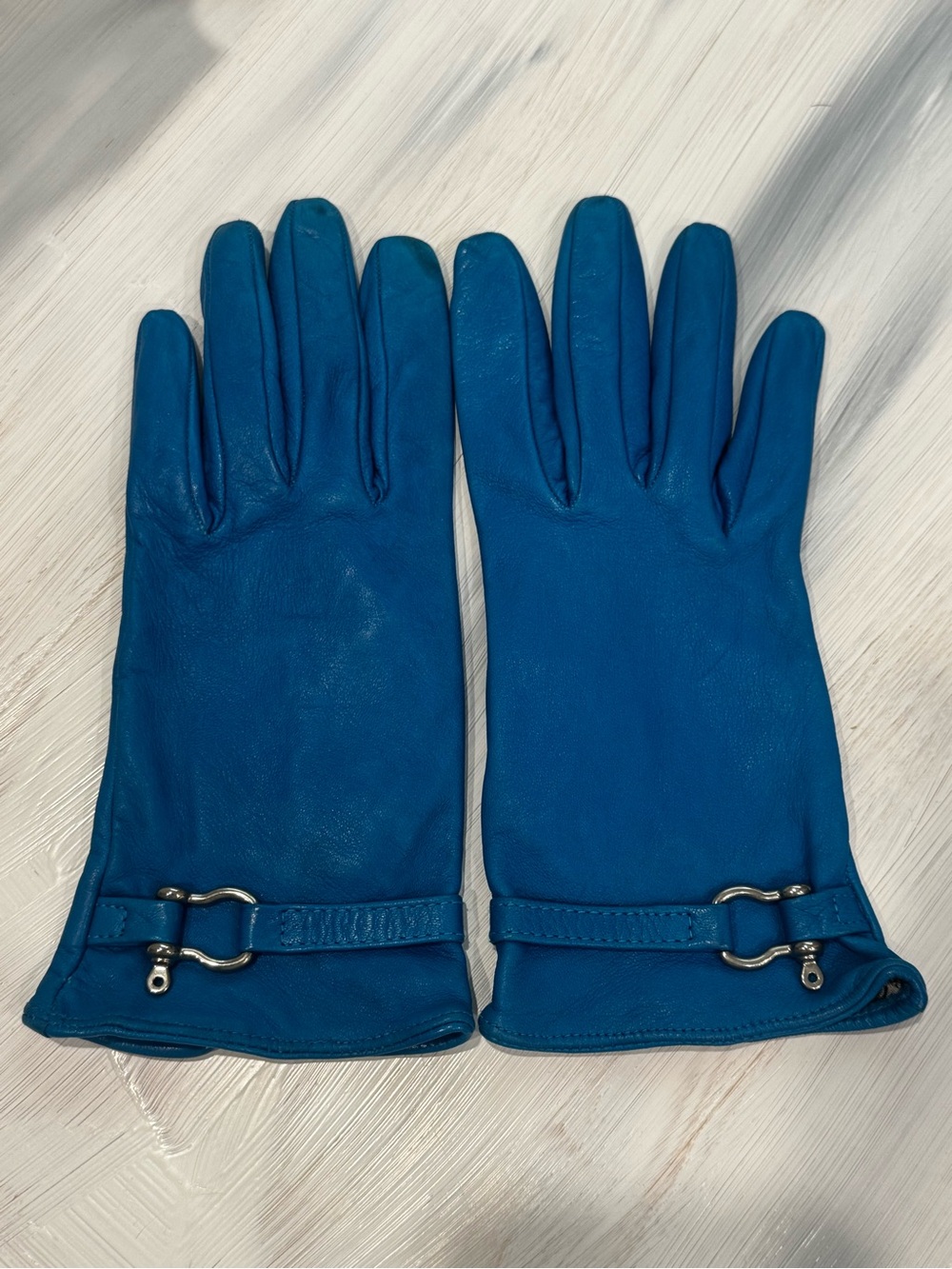 BURBERRY Cobalt Blue Leather and Silk Women's Gloves with Silver Accent - Picture 10 of 11